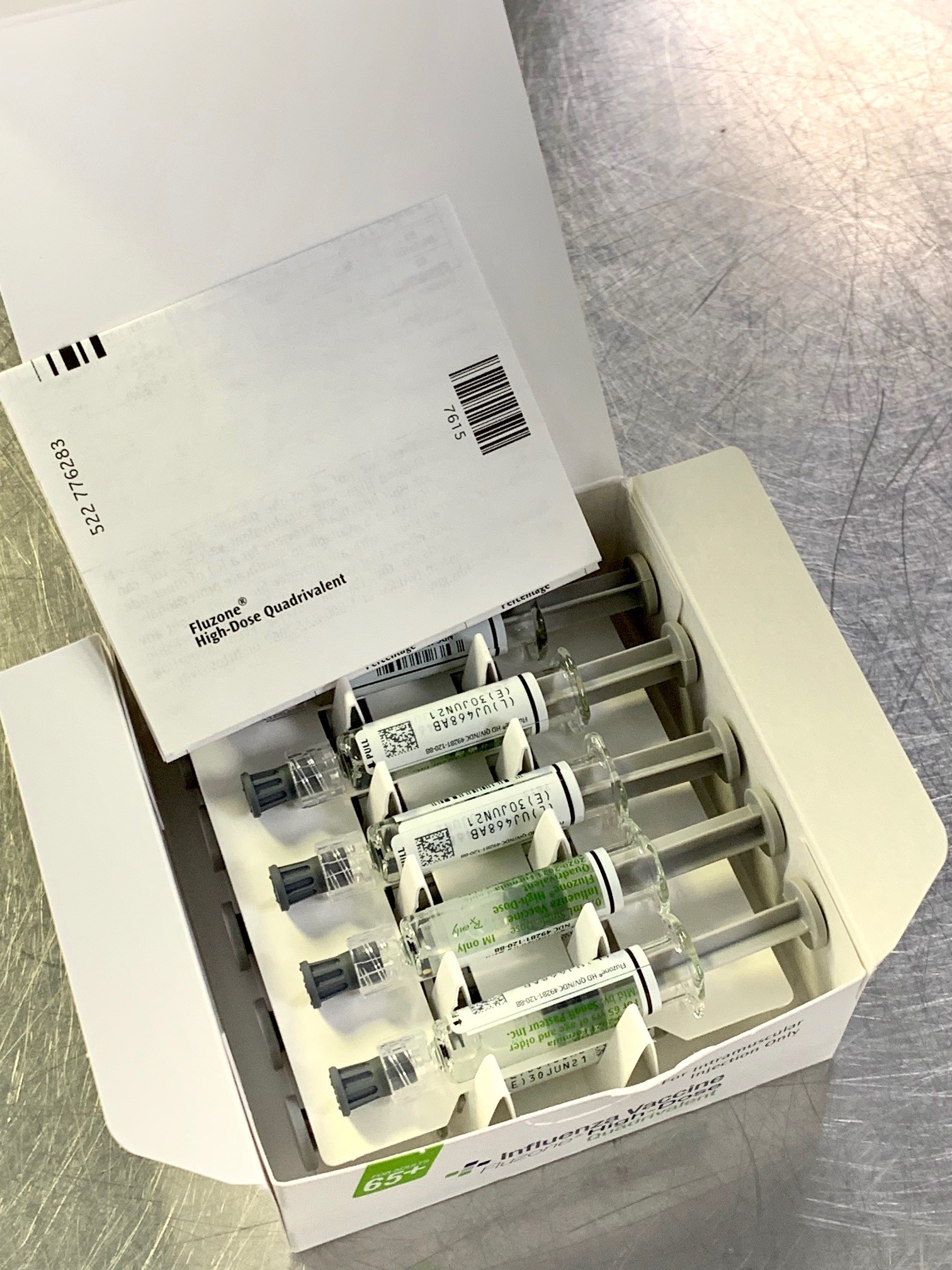 Fluzone opened US Packaging Fluzone opened US Packaging